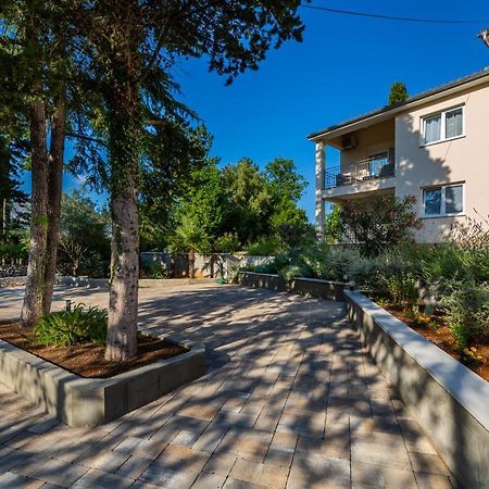 Apartment Nada 1 Малинска Экстерьер фото