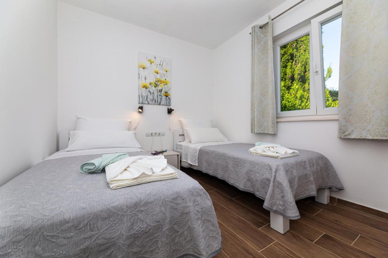 Apartment Nada 1 Малинска Экстерьер фото