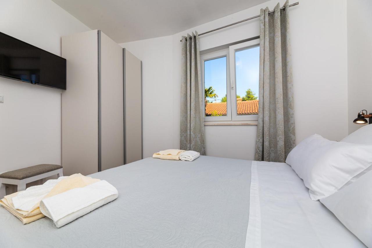 Apartment Nada 1 Малинска Экстерьер фото