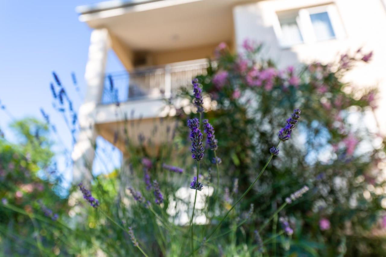 Apartment Nada 1 Малинска Экстерьер фото